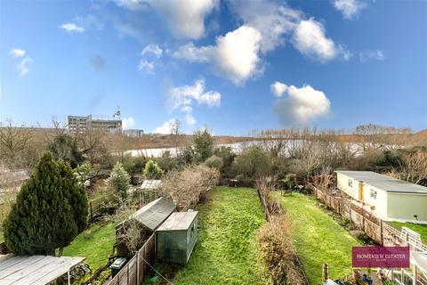 5 bedroom semi-detached house for sale, Woolmead Avenue, London, NW9