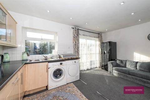5 bedroom semi-detached house for sale, Woolmead Avenue, London, NW9