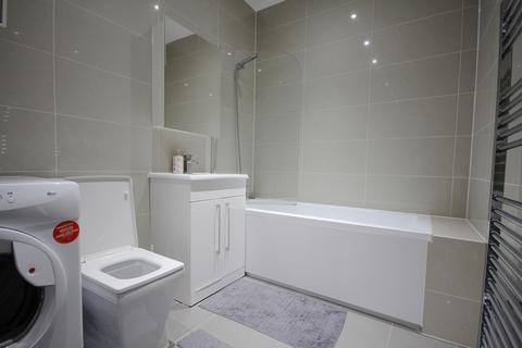 House share to rent, Westbrook Road, Hounslow, TW5