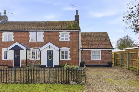 2 bedroom semi-detached house for sale, Bury Road, Diss IP22