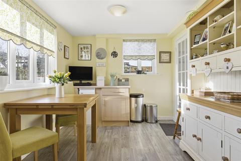 2 bedroom semi-detached house for sale, Bury Road, Diss IP22