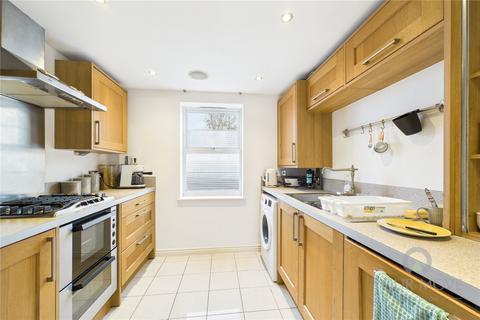 2 bedroom flat for sale, Newport Pagnell Road, Northampton NN4