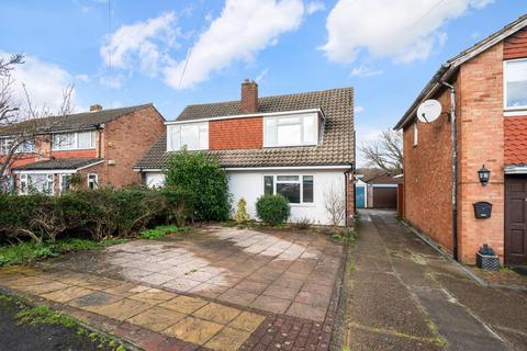 3 bedroom semi-detached house for sale, Iris Road, West Ewell,