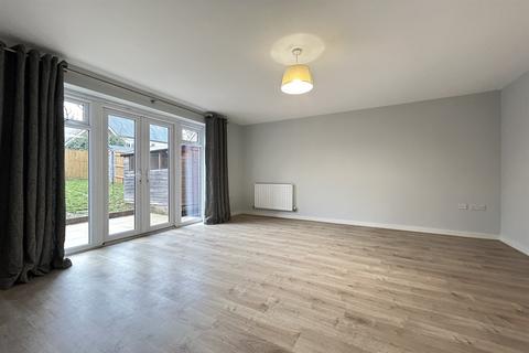 undefined, Chineham, Basingstoke