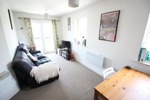 2 bedroom flat to rent, Mystery Close, Liverpool L15