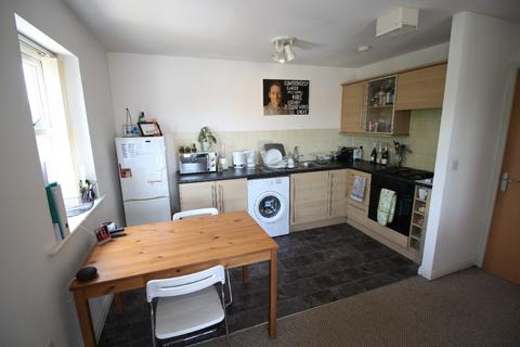 2 bedroom flat to rent, Mystery Close, Liverpool L15