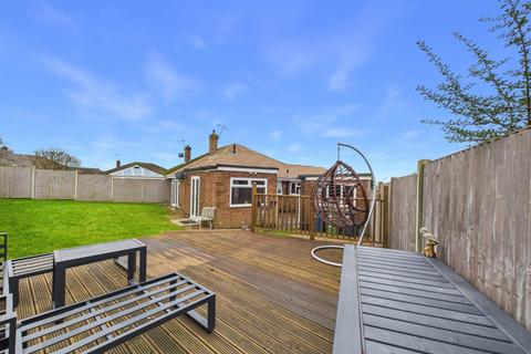 3 bedroom bungalow for sale, Crabbe Crescent, Chesham, Buckinghamshire, HP5