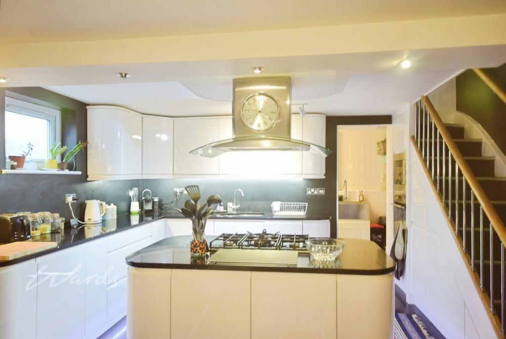 Kent place kitche...