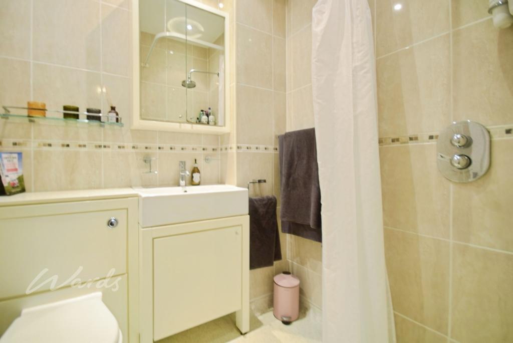 Kent place wet ro...