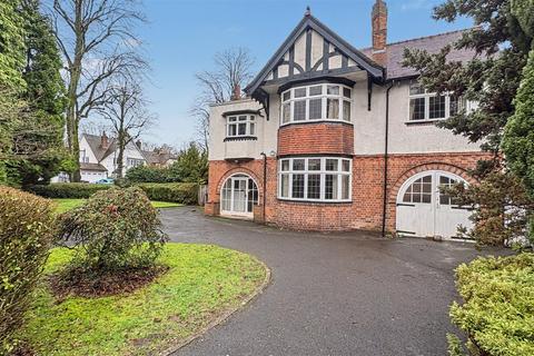 Amesbury Road, Birmingham B13