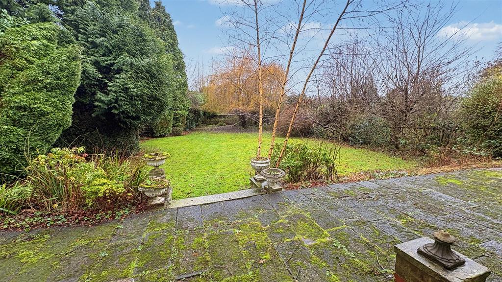 Courtyard and Rear Garden