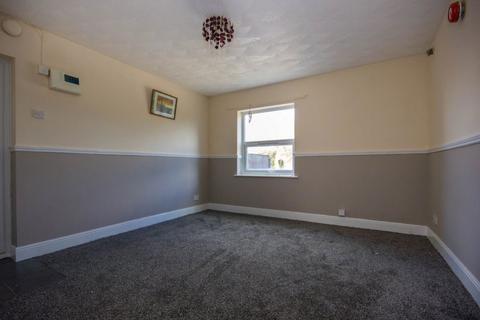 1 bedroom apartment to rent, Laughton Road, Boston