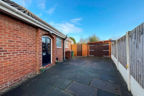 2 bedroom semi-detached bungalow for sale, Merepark Drive, Southport PR9