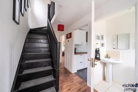 4 bedroom semi-detached house for sale, Sandbourne Road, Haydon End, Swindon, SN25