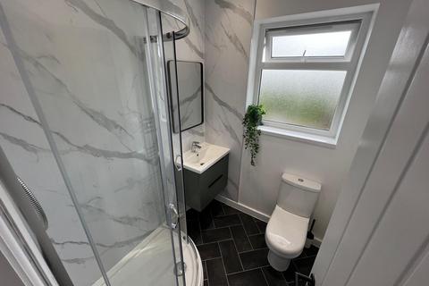5 bedroom terraced house to rent, Staple Hill Road, BS16