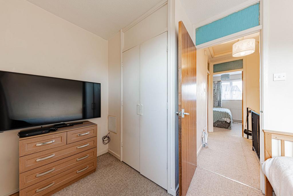 Bedroom Two (2)