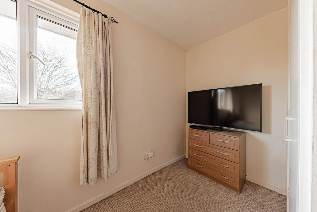 Bedroom Two (2)
