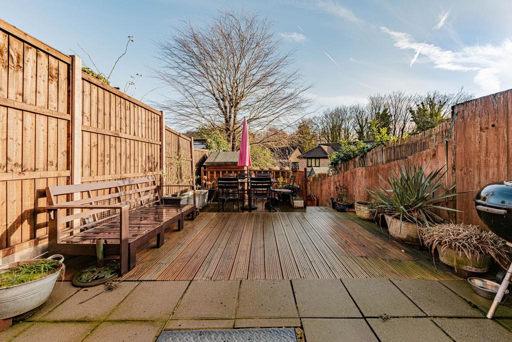 Rear Garden (1)