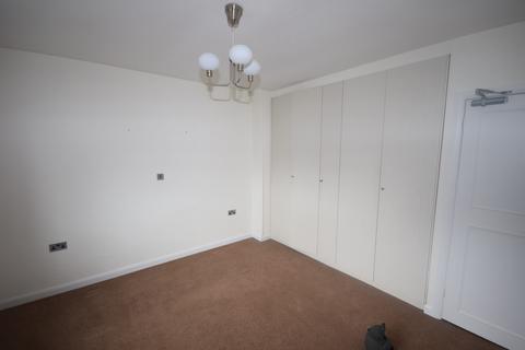 2 bedroom property to rent, Victoria Manor, Victoria Road, Douglas, Isle of Man, IM2 6AQ