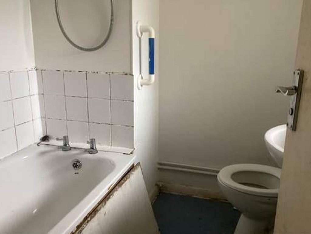 Bathtoom T202601191653.jpg