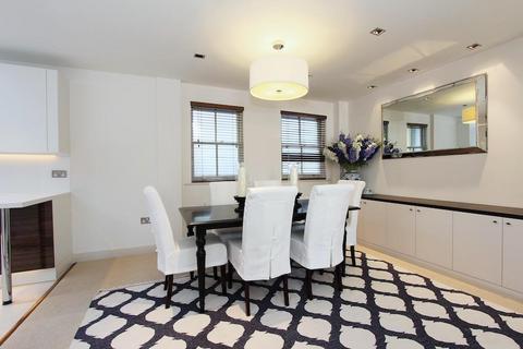 2 bedroom terraced house to rent, Grosvenor Gardens Mews South, Belgravia, London, SW1W