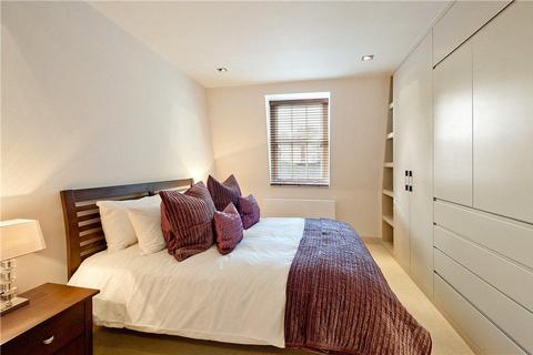 2 bedroom terraced house to rent, Grosvenor Gardens Mews South, Belgravia, London, SW1W