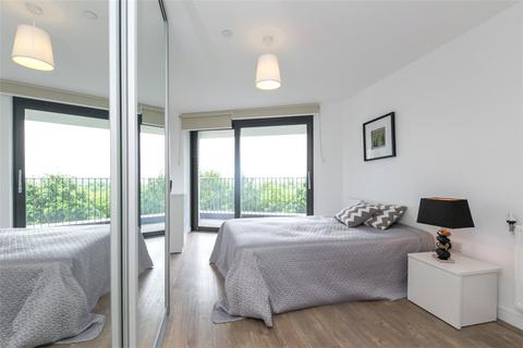2 bedroom apartment for sale, Bramwell Way, London, E16
