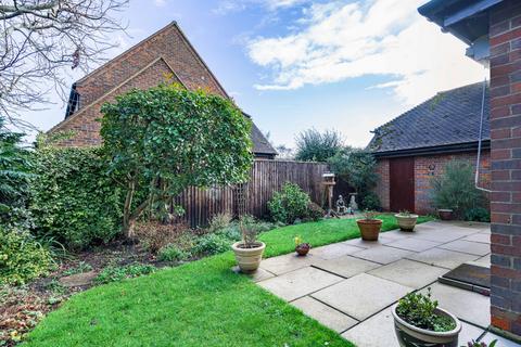2 bedroom bungalow for sale, The Homestead, Oxfordshire OX9