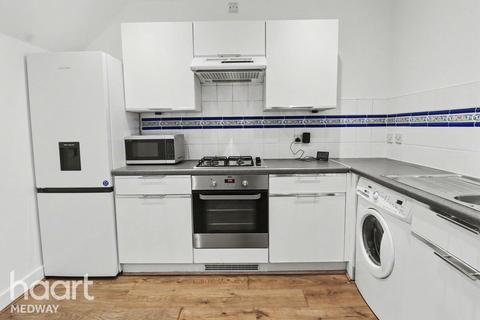 2 bedroom apartment to rent, Valetta Way, ROCHESTER