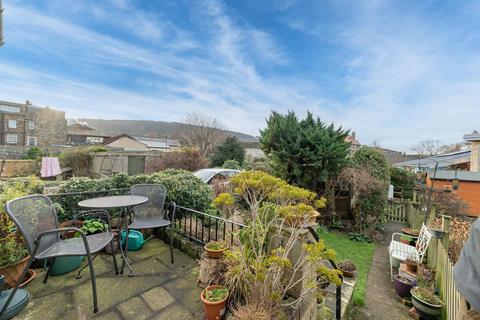 3 bedroom terraced house for sale, Guycroft, Otley LS21