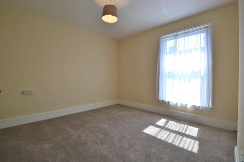 2 bedroom terraced house to rent, Berridge Road, Sheerness ME12