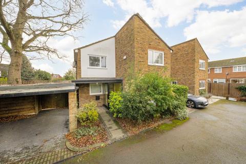 undefined, Acacia Road, Hampton TW12