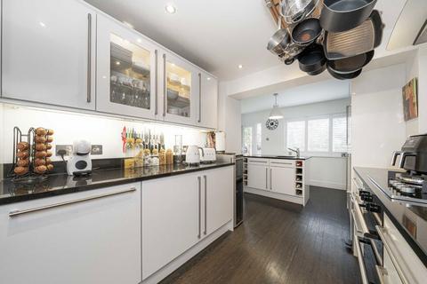 3 bedroom detached house for sale, Bramwell Close, Sunbury-On-Thames TW16