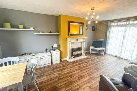 3 bedroom semi-detached house for sale, Folville Rise, Leicester