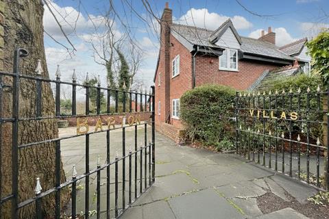 3 bedroom detached house for sale, Barton Villas, Eccles, M30