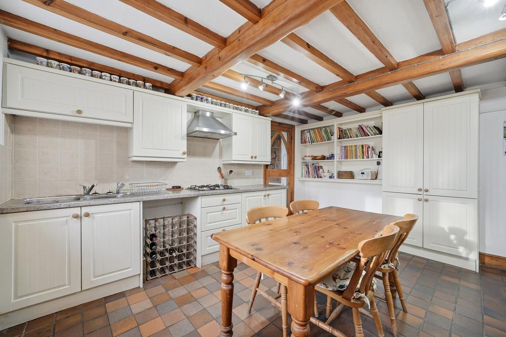 Dining kitchen