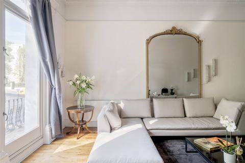 1 bedroom apartment to rent, Ladbroke Gardens, London, W11