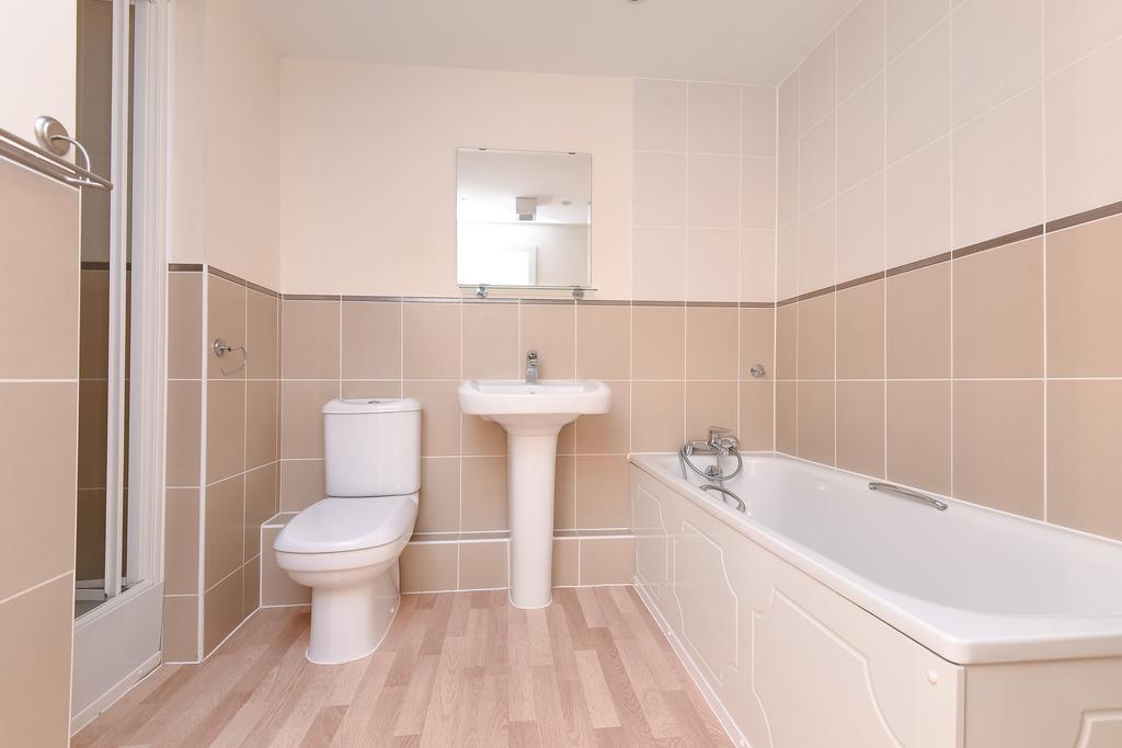 Main bathroom