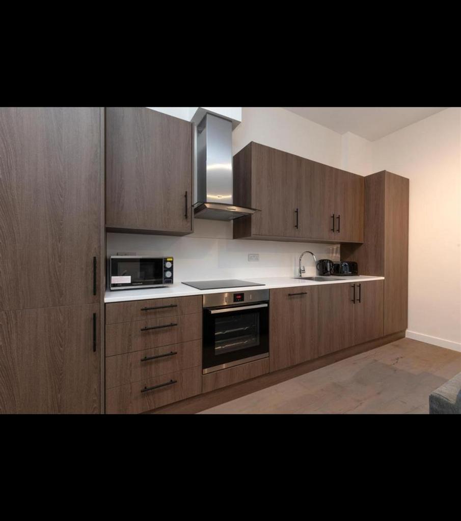 Flat 4 Parkview  (6).jpg