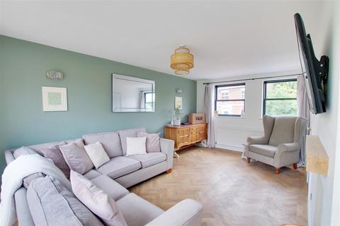 4 bedroom house to rent, 55 Chequer Street, Fenstanton, Huntingdon