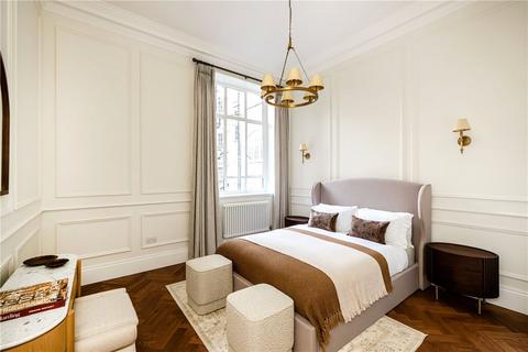 1 bedroom apartment to rent, Upper Brook Street, Mayfair, London, W1K