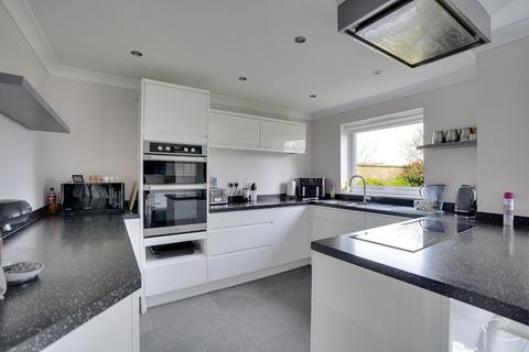 undefined, Kings Drive, Newmarket CB8