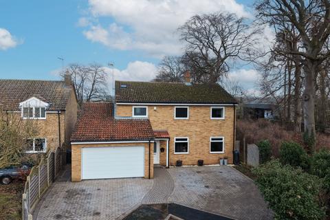 4 bedroom detached house for sale, Kings Drive, Newmarket CB8