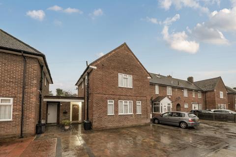 3 bedroom end of terrace house for sale, Queens Walk, Ruislip