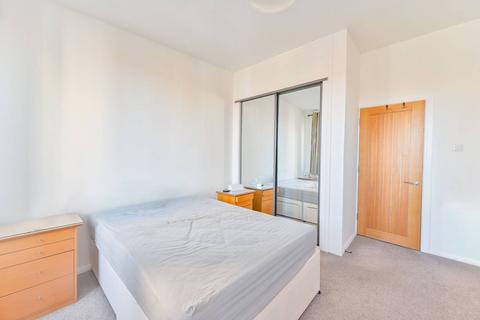 2 bedroom maisonette for sale, Sunbury Lane, Battersea Square, London, SW11