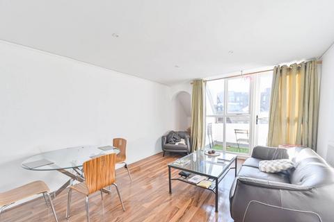 2 bedroom maisonette for sale, Sunbury Lane, Battersea Square, London, SW11
