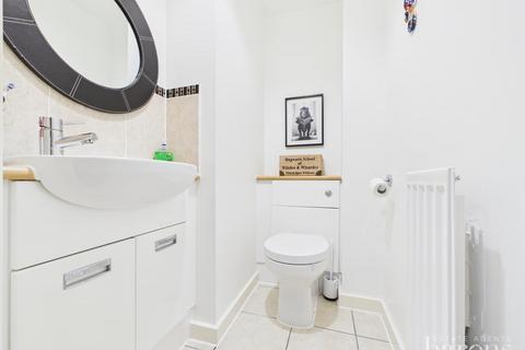 4 bedroom link detached house for sale, Rockbourne Road, Hook RG27