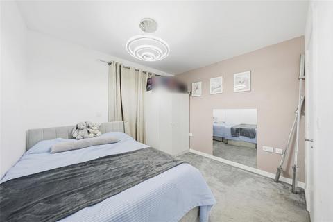 2 bedroom apartment for sale, Crawford Avenue, Dartford
