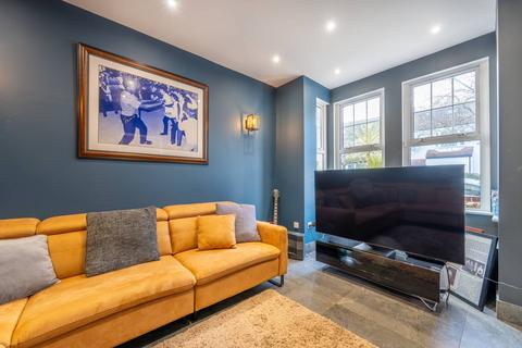 undefined, Curzon road, Pitshanger Lane, London, W5