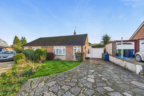 2 bedroom bungalow for sale, Hivings Park, Chesham, Buckinghamshire, HP5